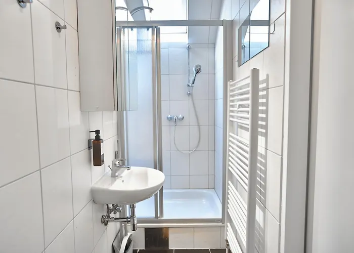 Apartamento Bright Top-floor Near Naschmarkt *